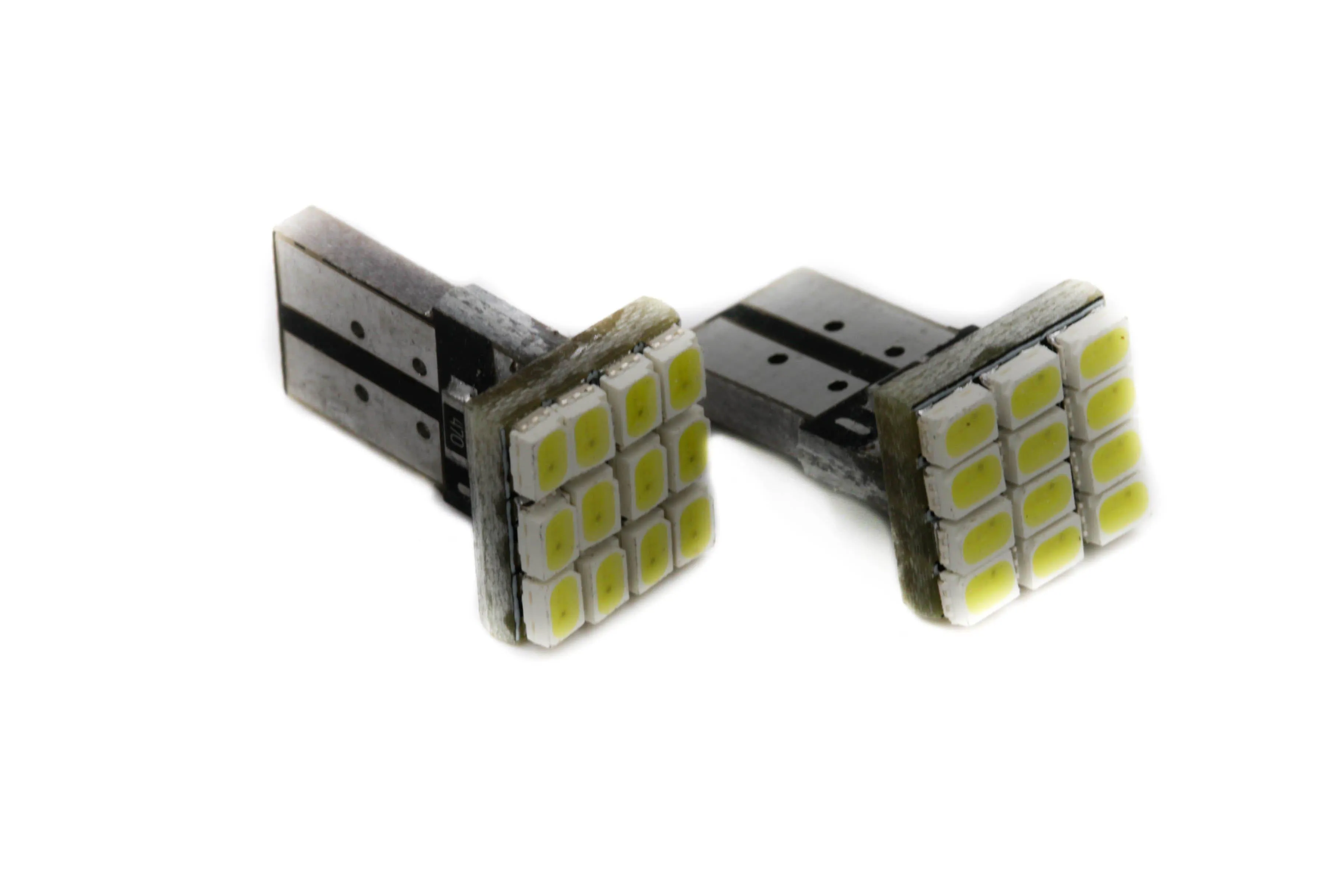 2015 - 2020 LED Platinum Tag LED Light Bulbs