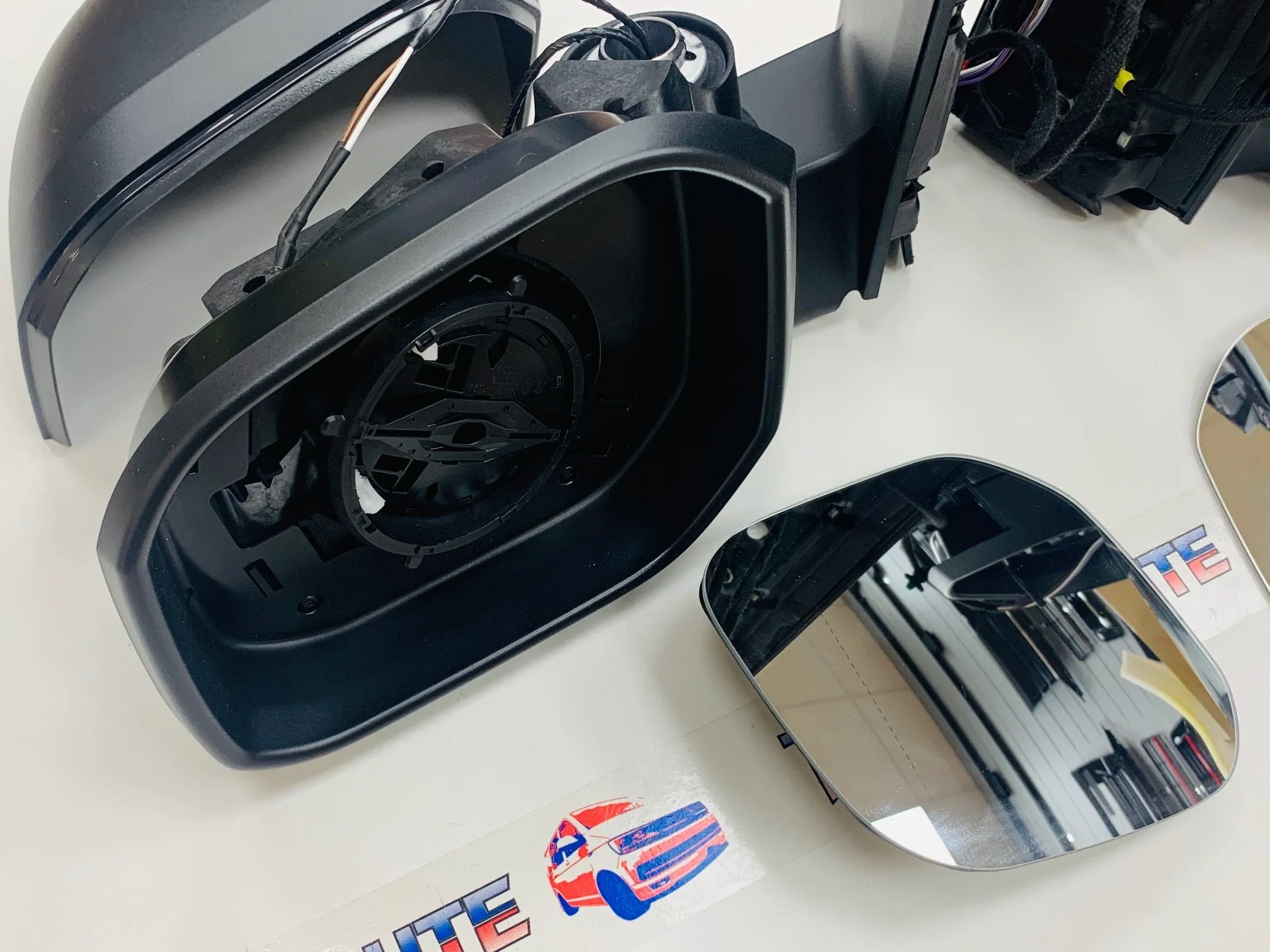Caddy Life Aftermarket wing mirrors upgrade (fits 2004 onwards) electric heated gloss black mirror covers