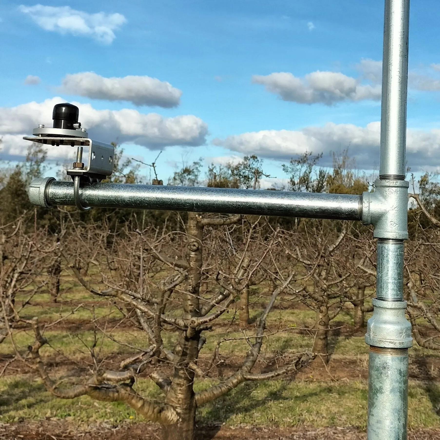 Horizontal Extension Arm for PYR and PAR Sensors