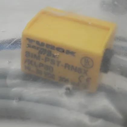 Radwell PNP-NO Block Magnetic Proximity Sensor BIM-PST-RN6X/KLP80