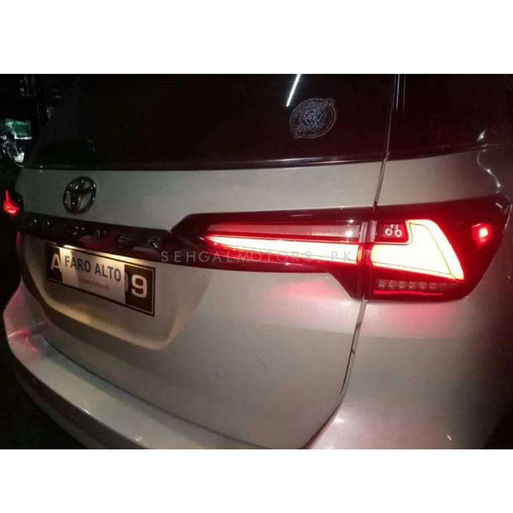 Toyota Fortuner V1 Lexus Sequential Back lamps Light - Model 2016-2021 - Fortuner LX570