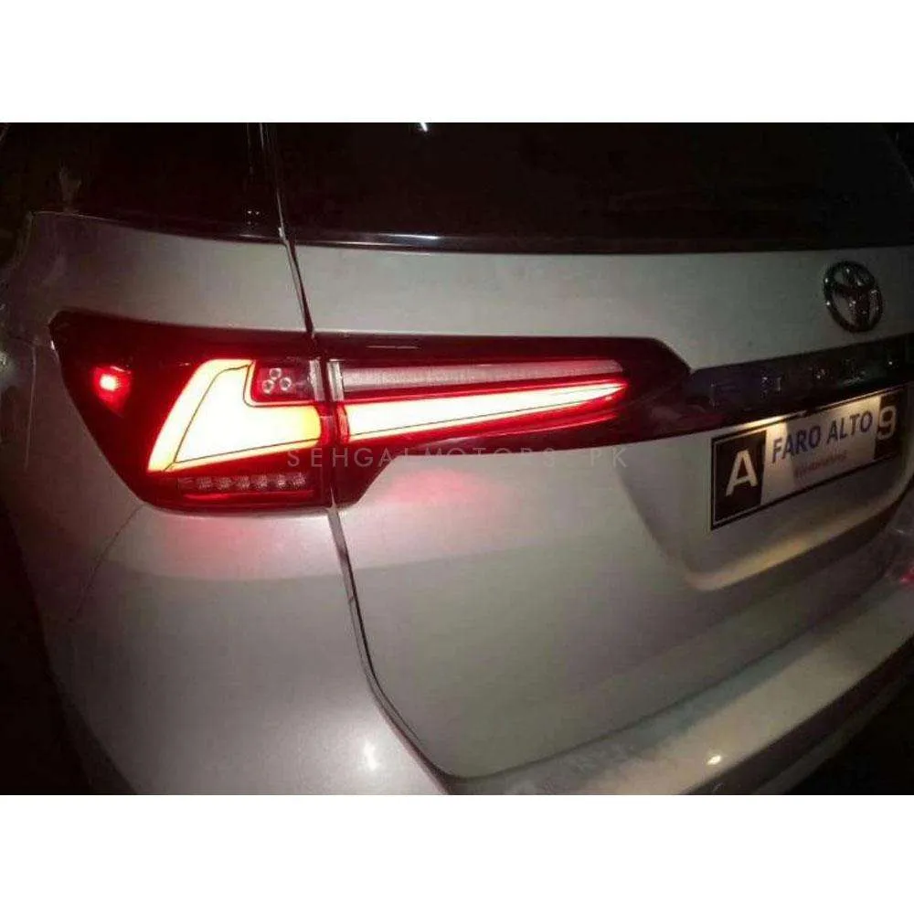 Toyota Fortuner V1 Lexus Sequential Back lamps Light - Model 2016-2021 - Fortuner LX570