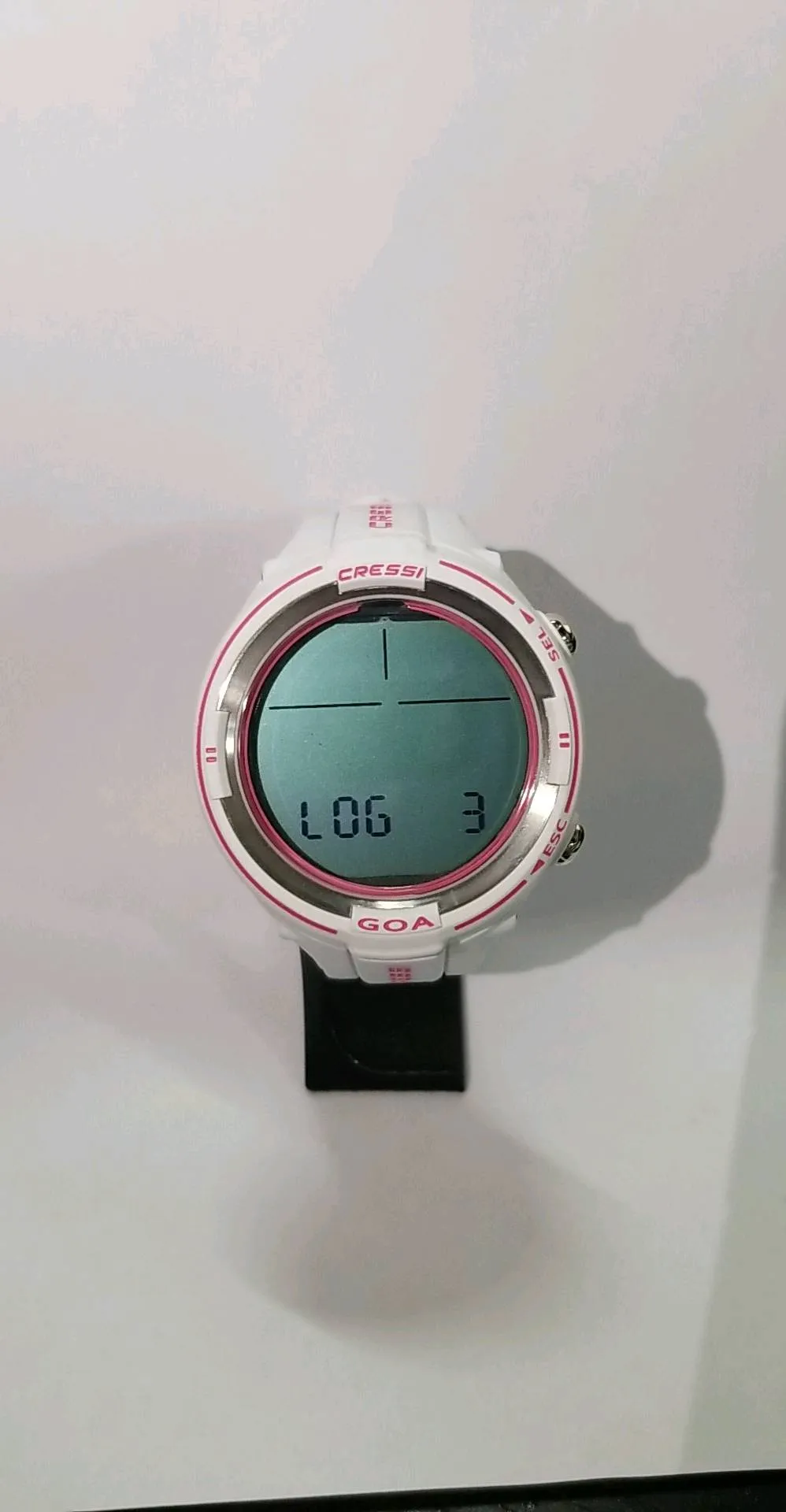 Used Cressi GOA Dive Computer-White / Pink